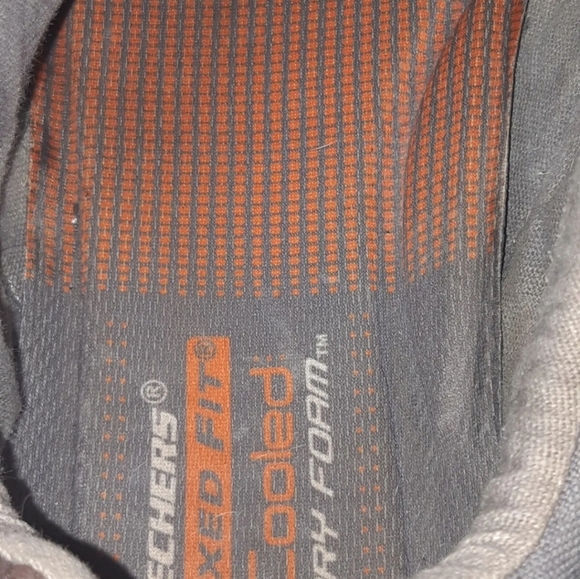 Sketchers Mens Relaxed Fit Air-Cooled Memory Foam Shoe Size 10.5US/9.5UK. EUR 44 - Picture 3 of 8